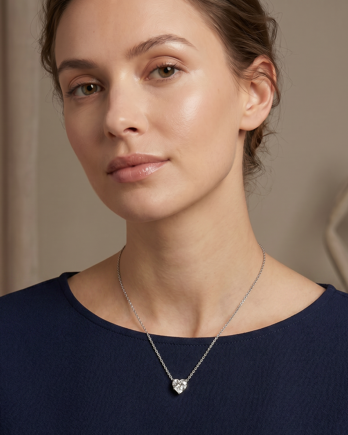 lua coeur collar