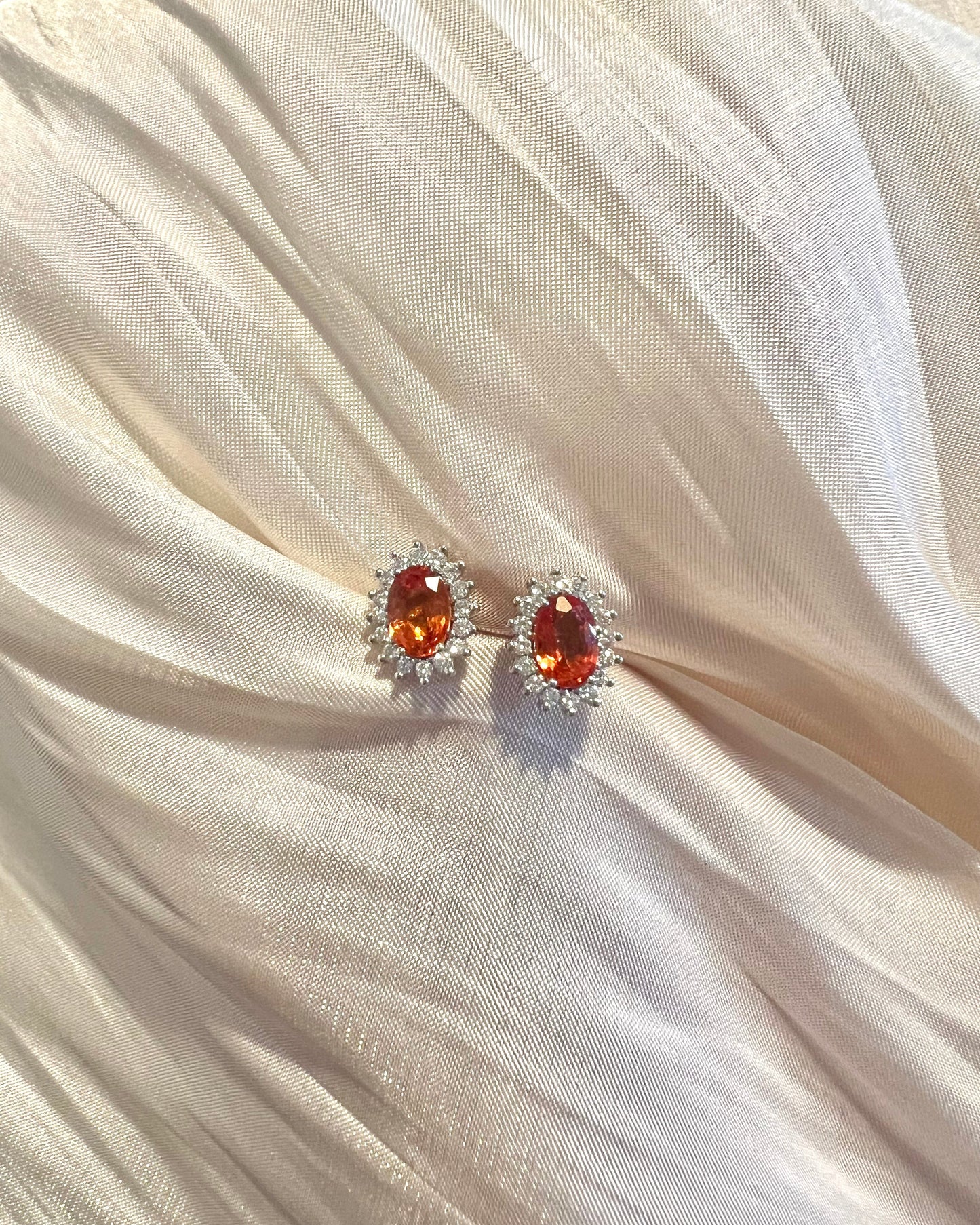 Pendientes Iris Studs Zafiro Naranja Luara